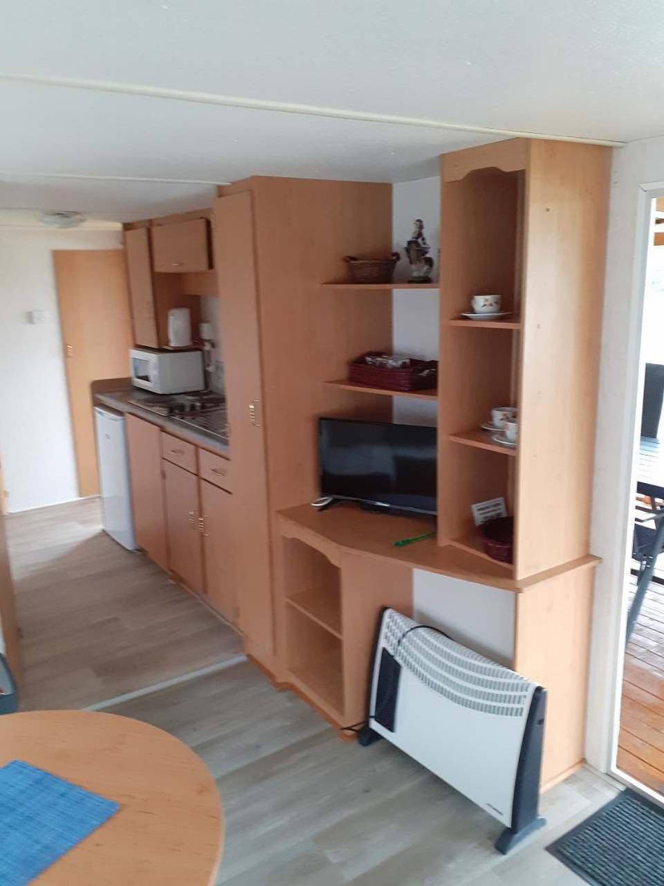 Mobilheim Na Louce Villa Vyrovice Luaran gambar