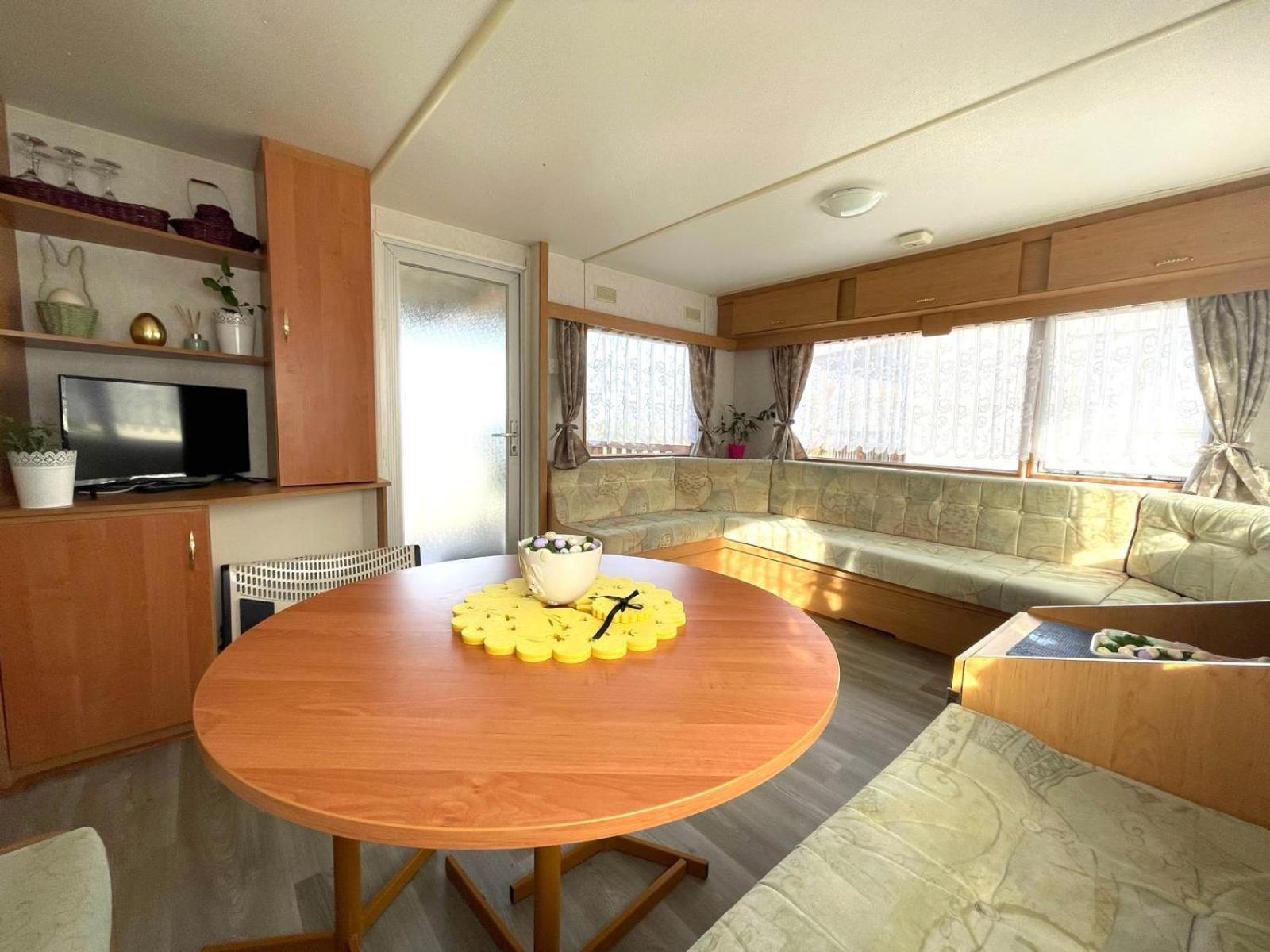 Mobilheim Na Louce Villa Vyrovice Luaran gambar