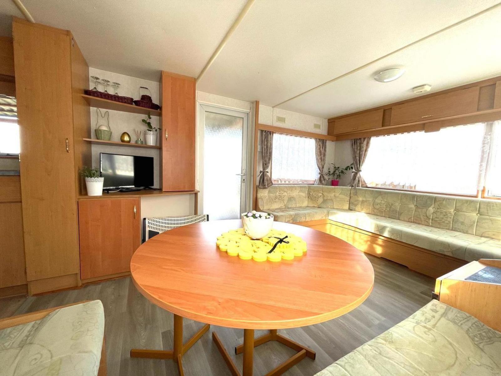 Mobilheim Na Louce Villa Vyrovice Luaran gambar