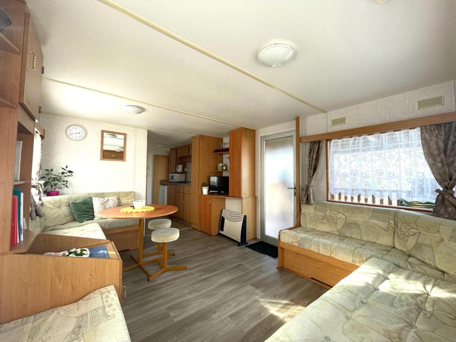 Mobilheim Na Louce Villa Vyrovice Luaran gambar