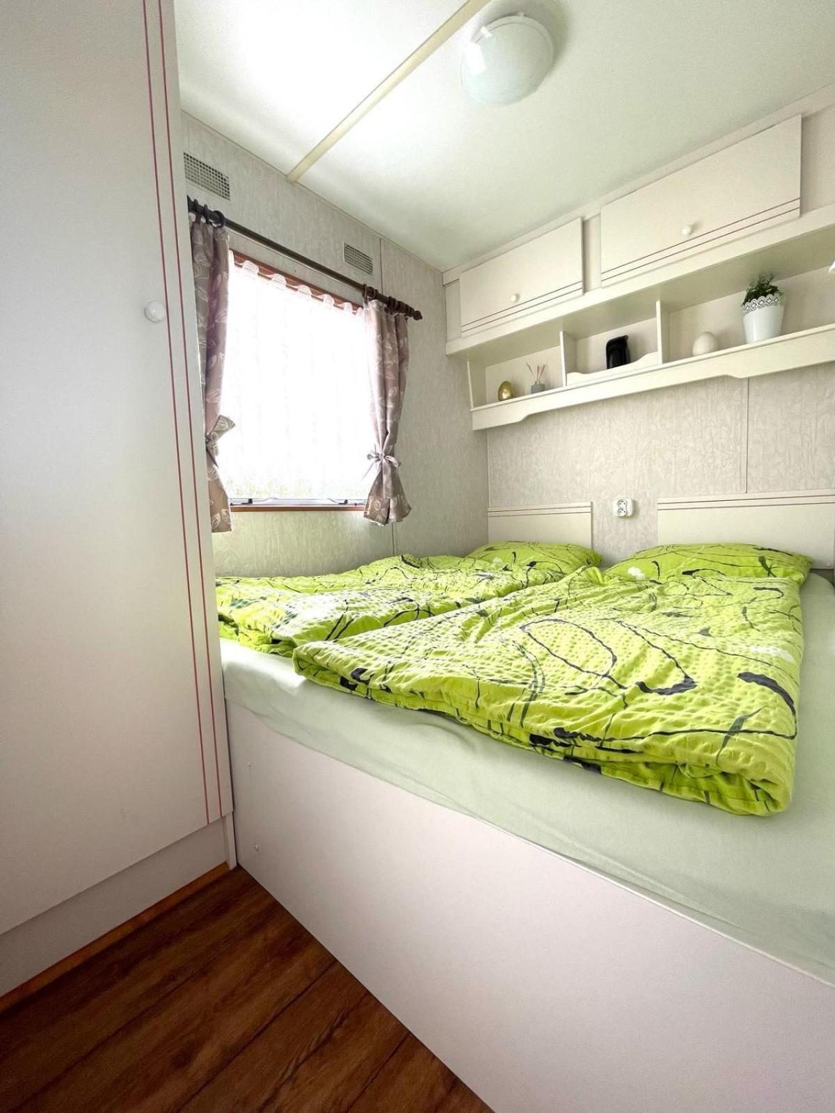 Mobilheim Na Louce Villa Vyrovice Luaran gambar